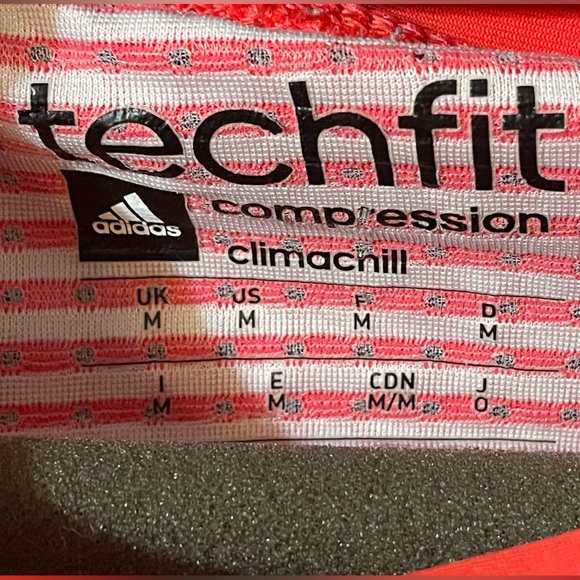 Adidas Techfit Compression Shirt - Picture 2 of 3